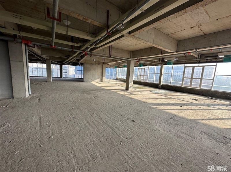 东城核心|整栋产权写字楼出售!三层临街,彰显企业实力!